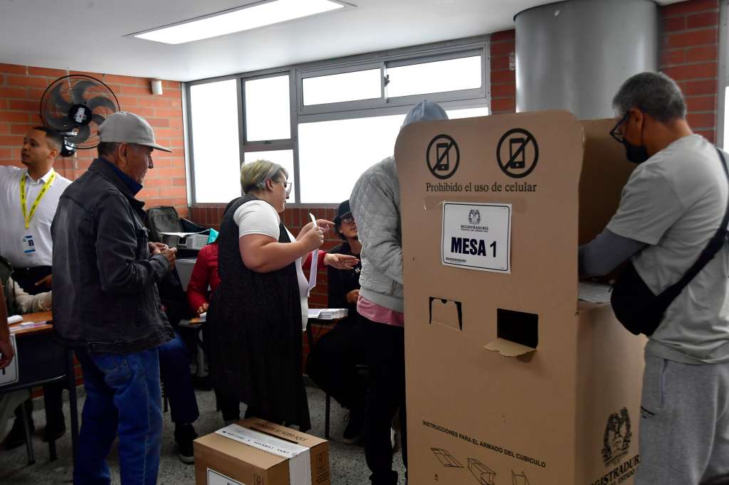 Elecciones para definir un candidato único para la presidencia 2026 y el orden de las listas al Congreso que presentará el Pacto Histórico en marzo del 2026.