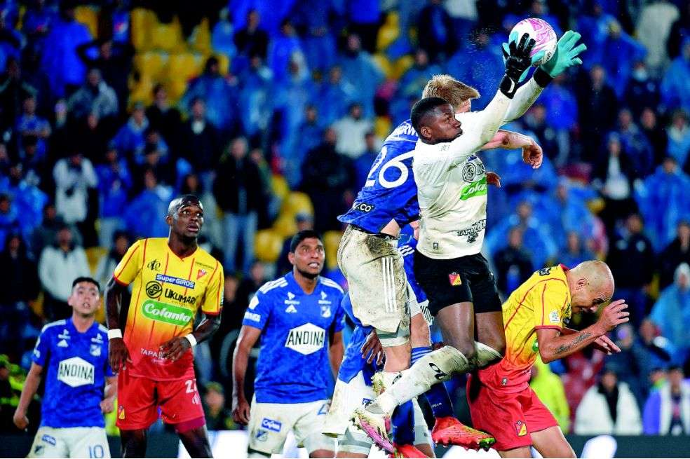 La mala racha de Millonarios, que Pereira extendió este miércoles, no le ha permitido asegurar su lugar en los cuadrangulares.