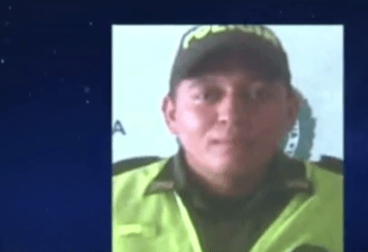 Policía habría sido asesinado por robarle la moto