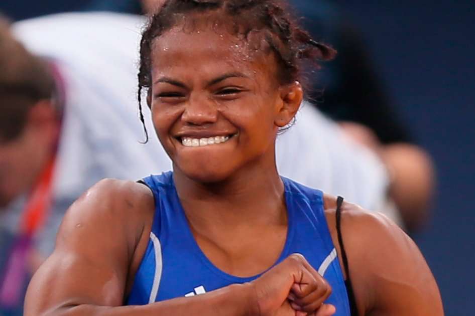 Jackeline Rentería es la primera mujer en ganar dos medallas olímpicas.  / AFP