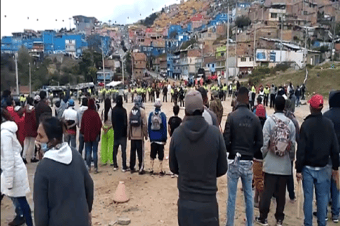 Distrito inicia diálogo con familias que ocuparon ilegalmente un predio en Ciudad Bolívar