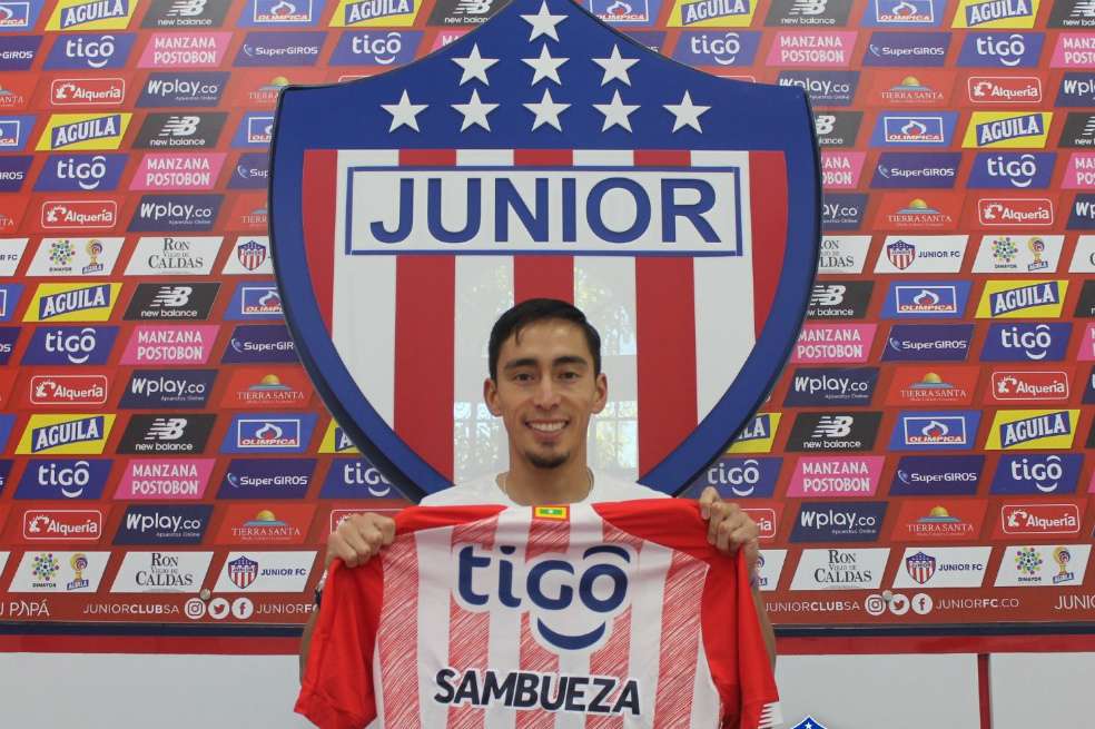 El argentino Fabián Sambueza fue presentado este martes como nuevo jugador del Júnior de Barranquilla, en el que estuvo en 2018 y 2019.