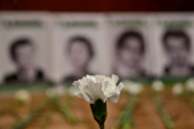 Graduación Póstuma Estudiantes de la Universidad Nacional