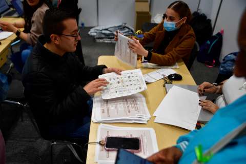 Horarios de jurados de votación para primera vuelta: ¿a qué hora llegan y a qué hora salen?