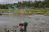 Ecuador, entre la minería a gran escala y la ilegal
