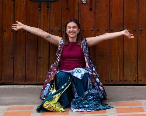 La historia de la diseñadora que lleva la biodiversidad colombiana a la moda del día a día