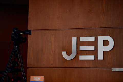 JEP imputa crímenes de guerra y lesa humanidad a 12 ex-Farc en Cauca y Valle