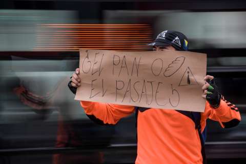 Galería: Protestas y detenciones en estaciones de Transmilenio por alza de tarifa