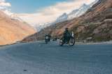 La Himalayan 450 y el fenómeno que dejó cifras históricas a Royal Enfield en 2024