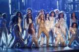 Shakira se lució: así fue su presentación en los Grammy 2025