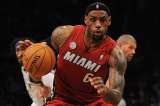 James silenció a los Nets y Anthony establece marca