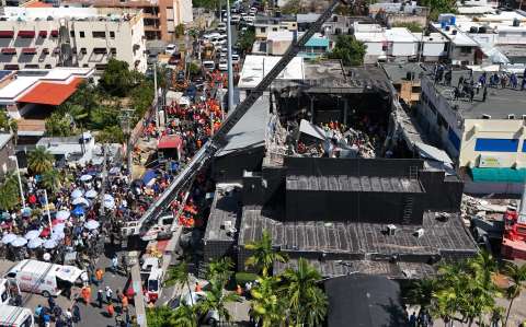 Actor propone construir capilla donde discoteca se desplomó: “Donde familias puedan llorar”