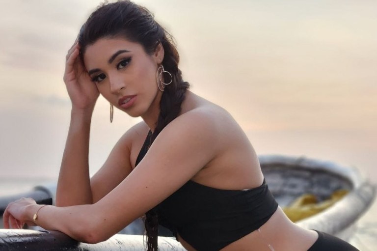 La modelo Sophie Ortiz superó el cáncer y se convirtió en reina de belleza en Estados Unidos, país donde ayuda a niños que padecen cáncer.