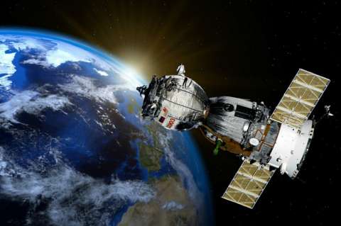 Niños venezolanos logran contacto con estación espacial