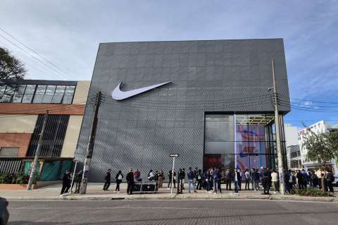 Nike abrió las puertas de su tienda más icónica en Colombia