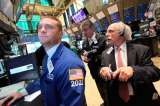 Wall Street sigue intranquilo y de capa caída