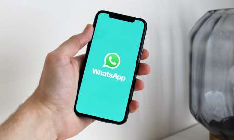 WhatsApp permitirá sincronizar los estados con las historias de Facebook