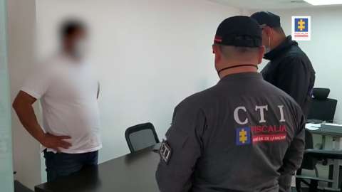 Capturan a funcionario del CTI señalado de “soplar” información a disidencias de las Farc