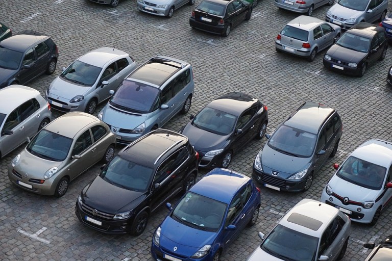 Atento a la primera subasta de la SAE en 2025: carros y motos desde $50.000