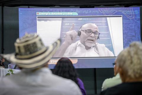Políticos venezolanos le propusieron a las AUC un golpe de Estado a Hugo Chávez