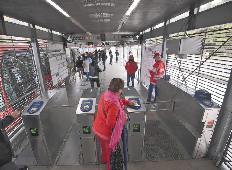 El debate sobre la gratuidad del transporte público: derechos, subsidios y deberes