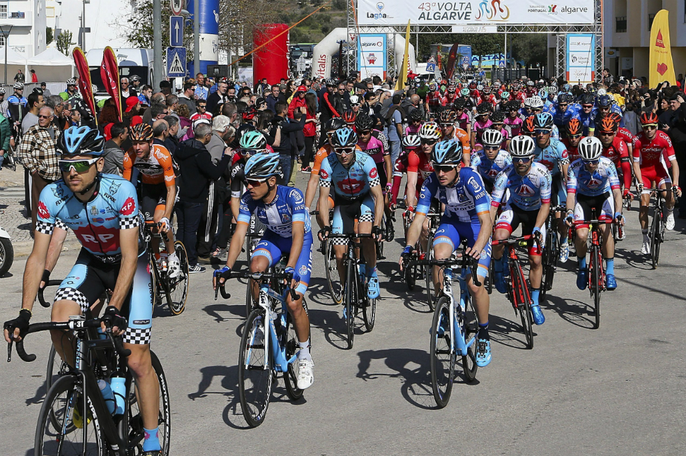 La última etapa de la Vuelta al Algarve tiene cuatro puertos de montaña. / EFE