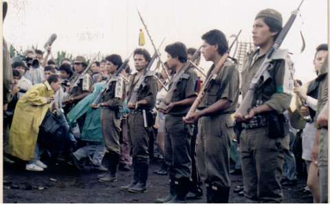 “El día que dejé las armas”. Relatos de tres excombatientes
