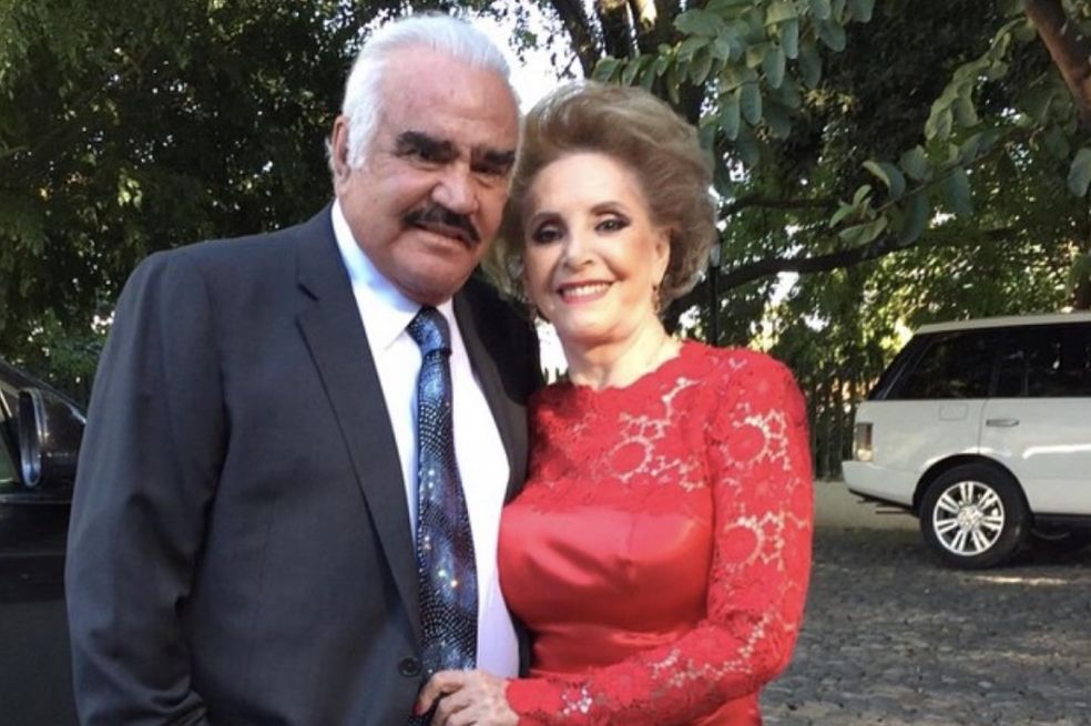El rancho de Vicente Fernández, ‘Los 3 Potrillos’, es el lugar donde su familia, amigos y fanáticos recuerdan al cantante a un año de su muerte.