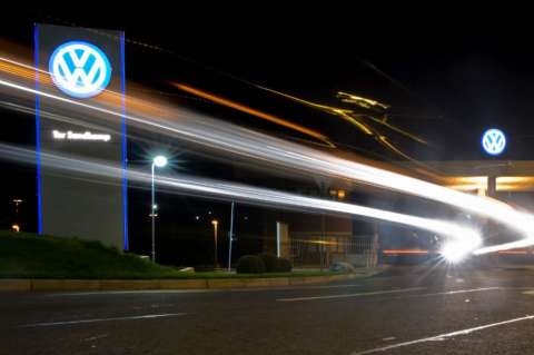 Volkswagen dice que descubrió "incoherencias" en otros 800.000 vehículos diésel