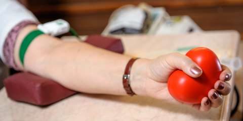 ¿Qué le pasa al cuerpo después de donar sangre?