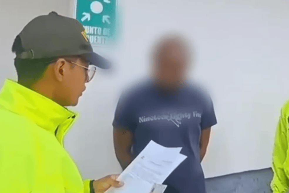 Capturan en Egipto a capo nigeriano que coordinaba envío de cocaína desde Colombia.