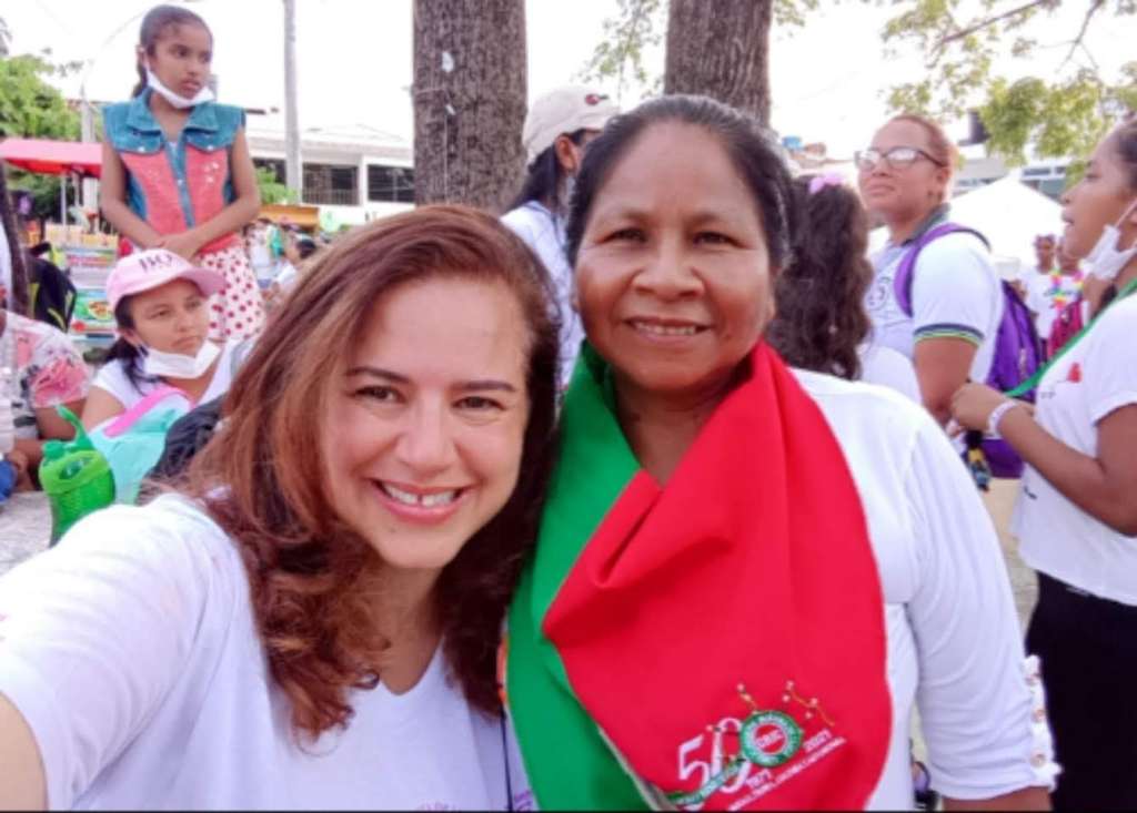 Alejandra Miller, en una de las movilizaciones de mujeres de la Ruta Pacífica de Mujeres, en el Cauca, antes de ser comisionada de la verdad.