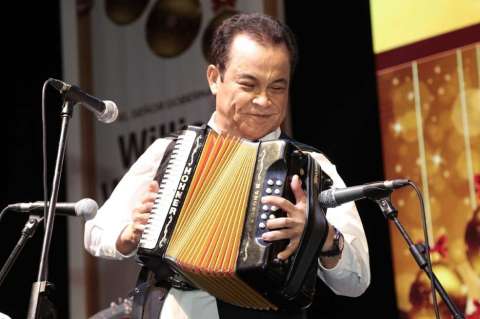 Alfredo Gutiérrez brinda homenaje a la música africana con “Champetú”