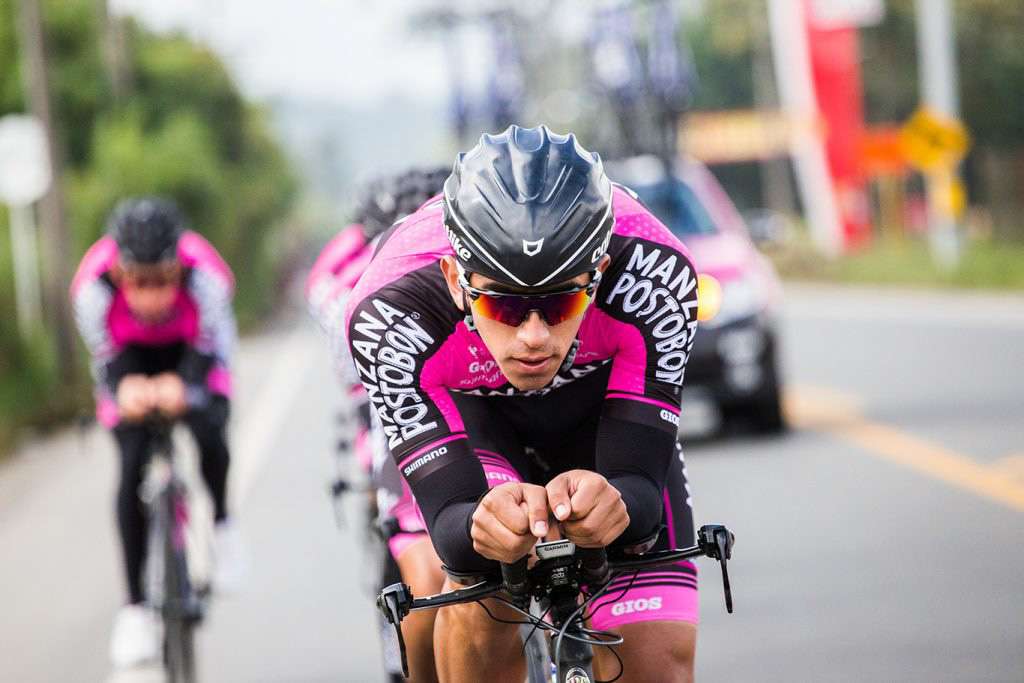 Sebastián Molano, ciclista boyacense de 22 años, una de las nuevas figuras de la velocidad colombiana / Cortesía Manzana Postobón Team