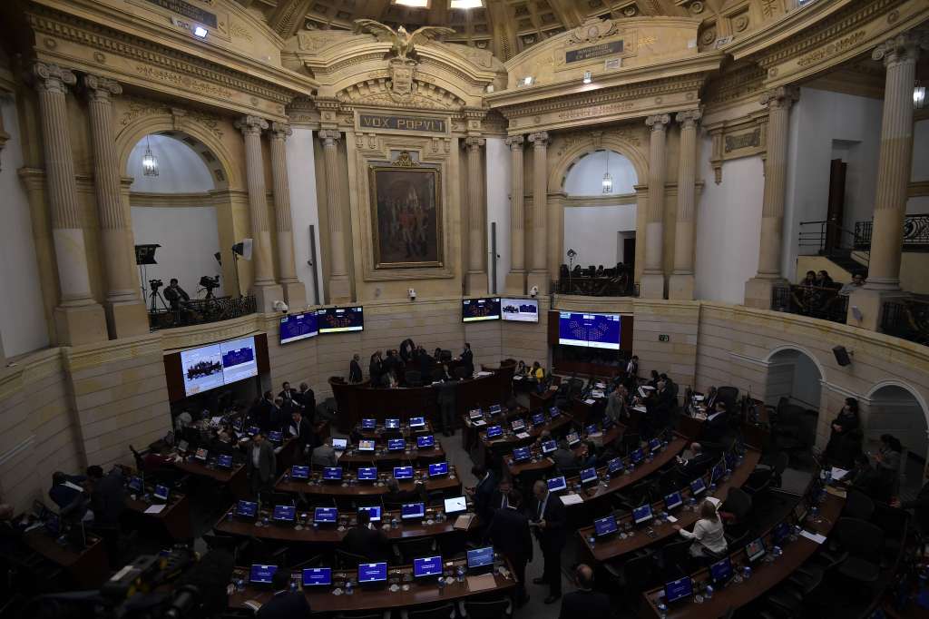 Instalaciones del Congreso de la República, en el cual se debate el Proyecto Mujeres Visibles.