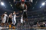 Los Spurs clasifican a segunda ronda en la postemporada de la NBA