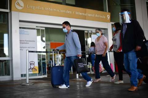 Cancillería confirma que España levanta restricciones para viajeros colombianos