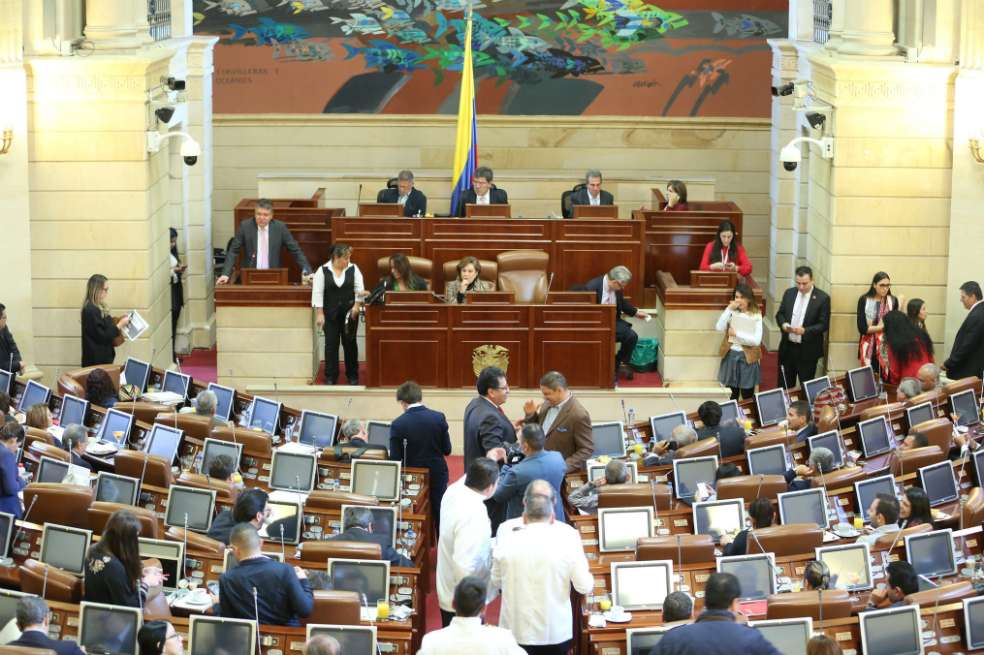 El Ministro de Hacienda, Mauricio Cárdenas, durante la aprobación del proyecto de Presupuesto General para 2018 en las Comisiones Económicas. / Minhacienda