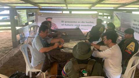 Gobierno y disidencias de Farc Ep firman protocolo de cese al fuego