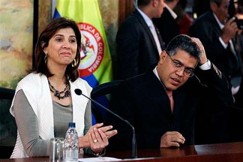 Venezuela pide a Colombia no entrometerse en asuntos internos de su país