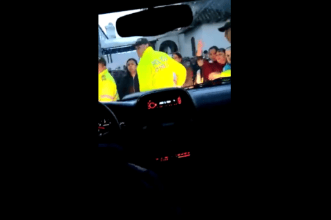 Turba en El Rosal atacó a funcionarios que enviaron a la cárcel al exalcalde