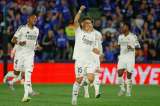 Real Madrid venció al Getafe y sigue al acecho del Barcelona