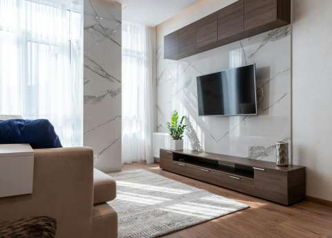 ¿Qué hacen y qué miran los colombianos en su Smart TV? Esto reveló un estudio