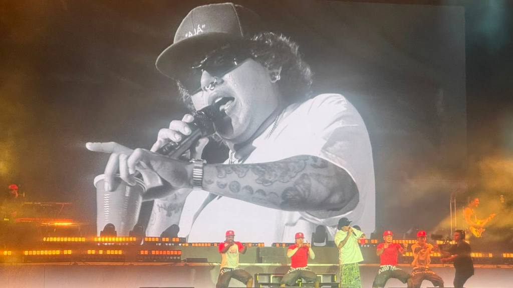 Desde la Playa Los Cocos, los artistas celebraron junto a miles de samarios y turistas los 501 años de la ‘Perla de América’.