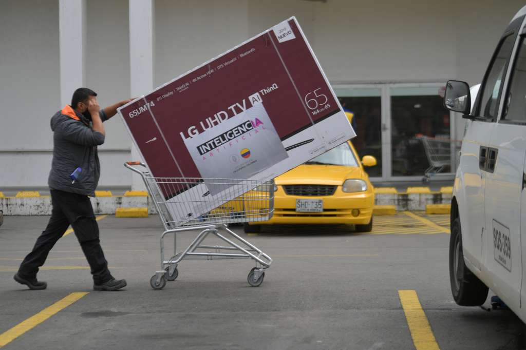 Recorrido durante el día sin IVA en Alkosto