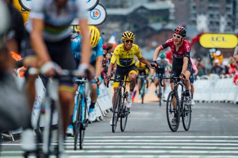 El profesionalismo de Geraint Thomas en el título de Egan Bernal