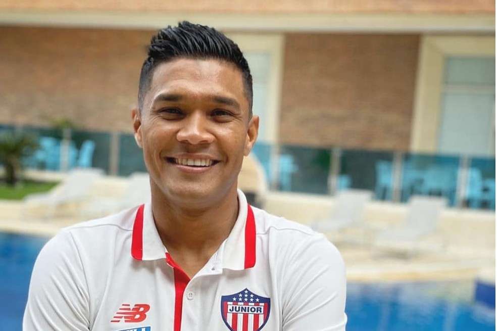 El futbolista ya estaría pensando en su retiro.