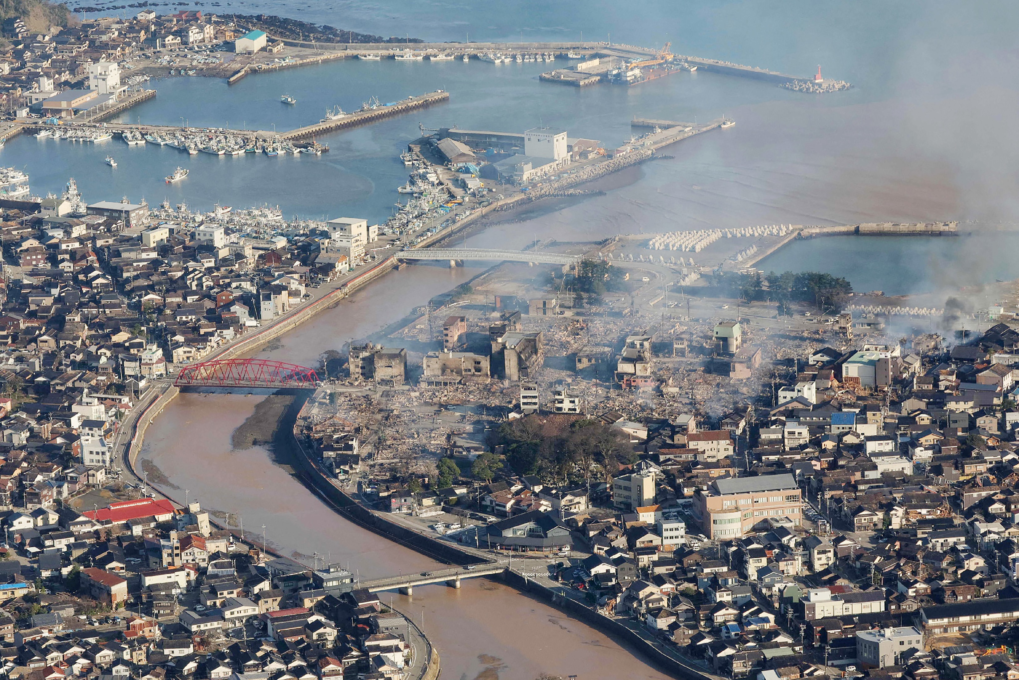 En Japón persiste el traumático recuerdo del terrible terremoto de magnitud 9,0 seguido de un gigantesco tsunami que en marzo de 2011 provocó una catástrofe que dejó unos 20.000 muertos o desaparecidos.