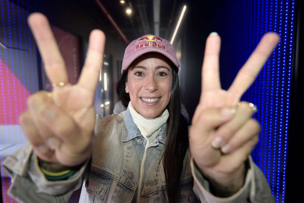 Ciclista de BMX, medallista olímpica, en entrevista.