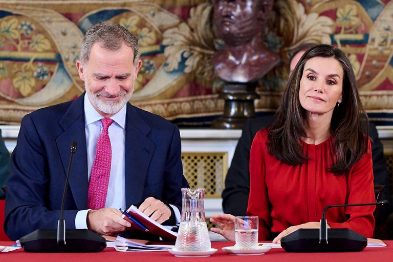 ¡Reina Letizia sí fue infiel! Escoltas lo confirmaron. Así reaccionó el rey Felipe